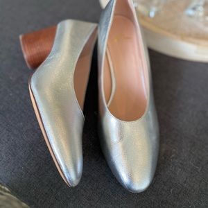 J.Crew silver pumps - sz 8.5